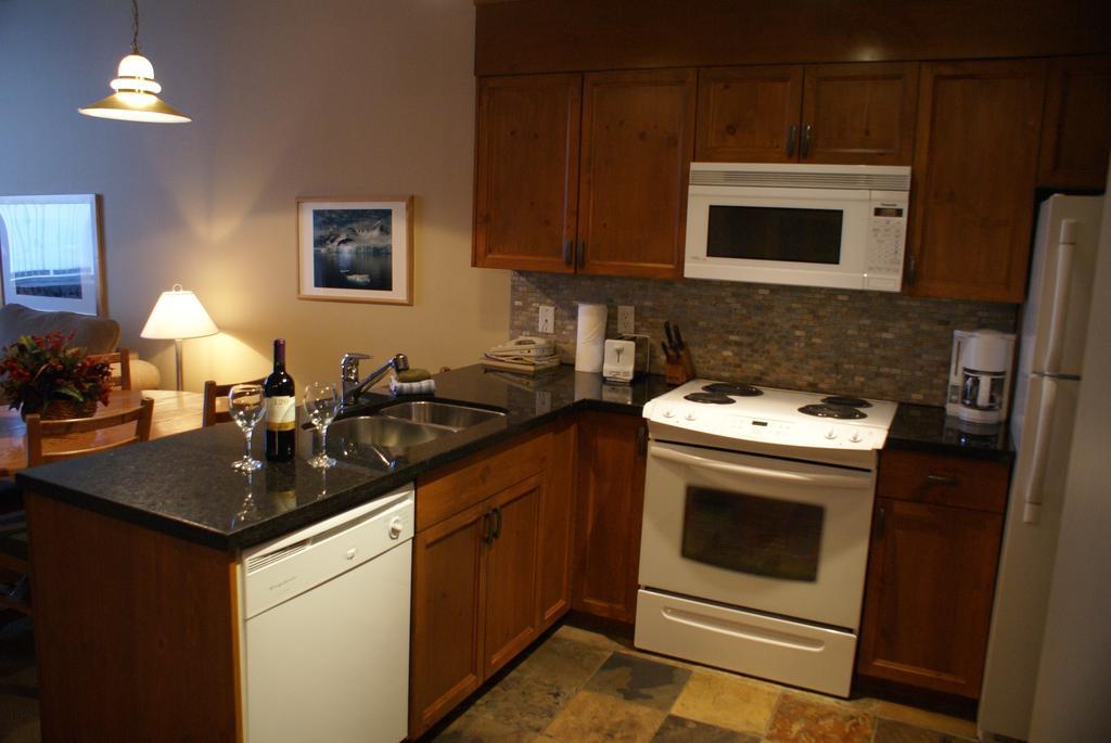 Whistler Superior Properties المظهر الخارجي الصورة
